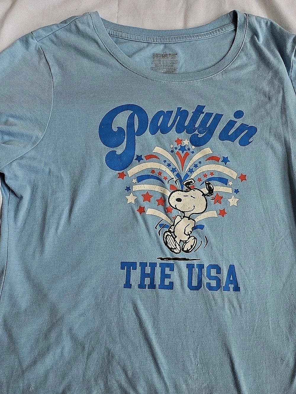 PEANUTS / SNOOPY "Party in the USA" Patriotic Graphic T-Shirt